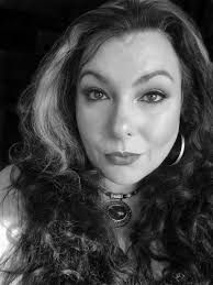 Eva Darrows
