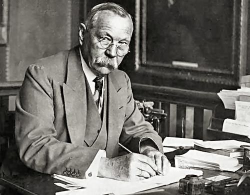 Arthur Conan Doyle