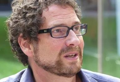 Kenneth Oppel